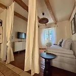 Franka Apartment *