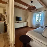 Franka Apartment شقة بيران