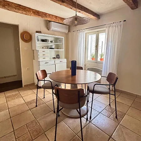 شقة Franka Apartment بيران