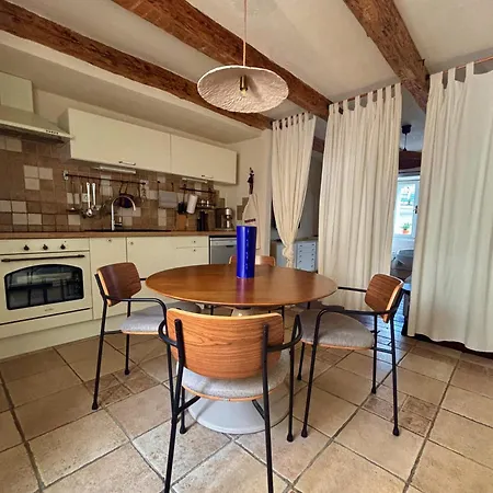 شقة Franka Apartment بيران