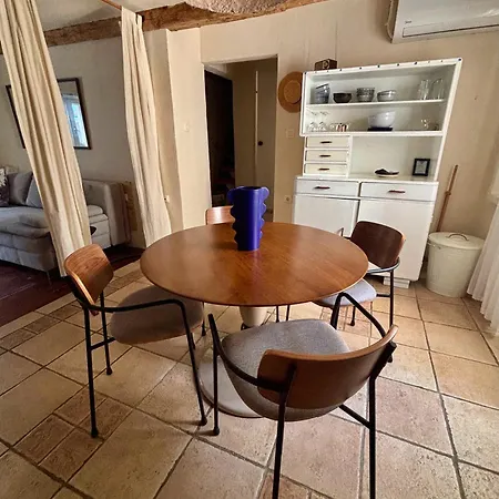 Franka Apartment
