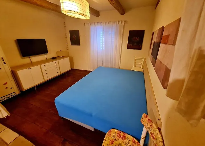 Seabed Apartma 1 피란